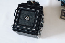 画像をギャラリービューアに読み込む, Minolta AUTOCORD｜ はじめての中判にもおすすめ｜二眼レフフィルムカメラ【完動品】
