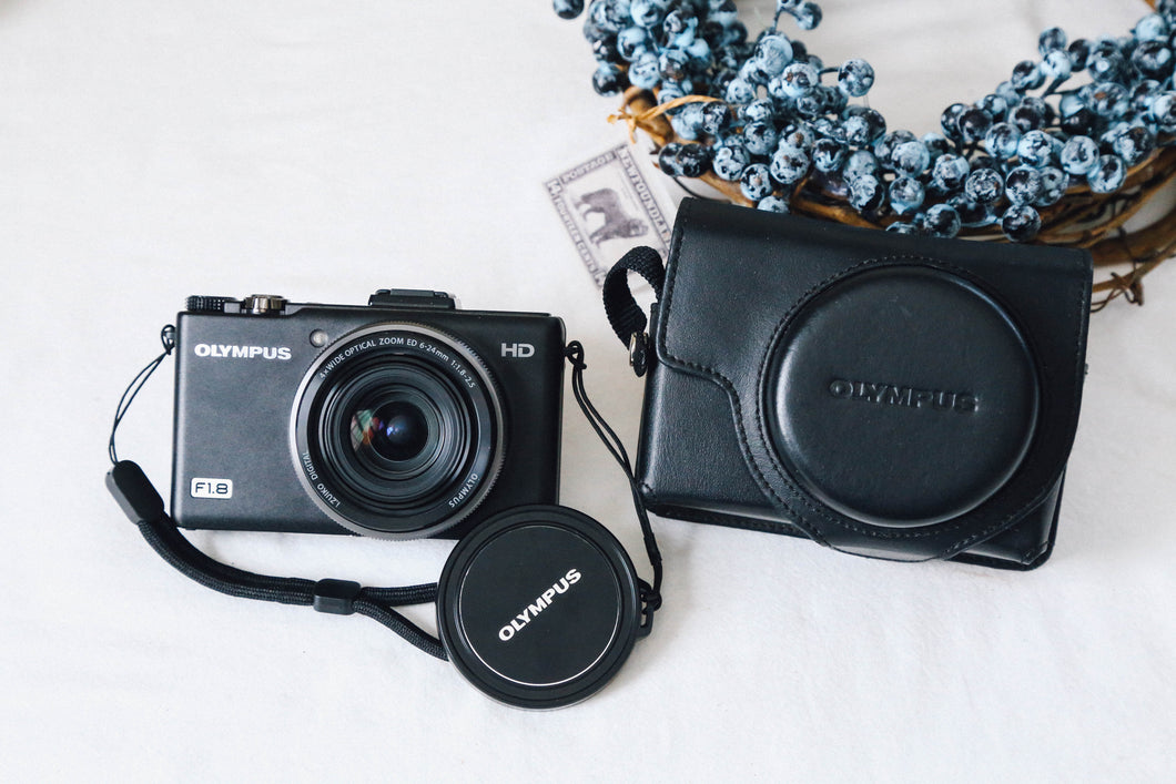 OLYMPUS XZ-1 ブラック🐦‍⬛｜明るいF1.8レンズ搭載✨ CCDセンサーの名