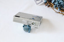 画像をギャラリービューアに読み込む, KONICA MINOLTA DiMAGE X31｜単三電池対応🔋 フィルムっぽい写りが好きならコレ❗️ オールドコンデジ【完動品】
