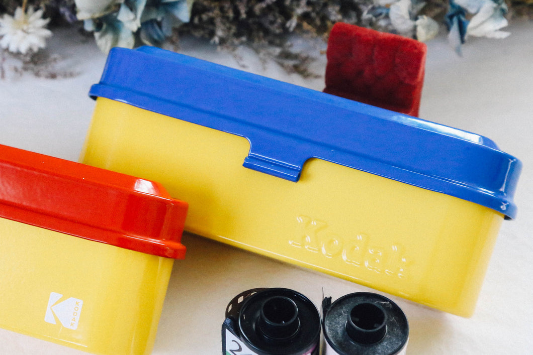 🎞️【選べる2色】Kodak フィルムケース〈赤・青〉未使用｜ロゴ入り・小物入れにも◎