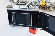 画像をギャラリービューアに読み込む, PENTACON six TL【完動品】ウエストレベルファインダー搭載・中判のクラシック名機📷
