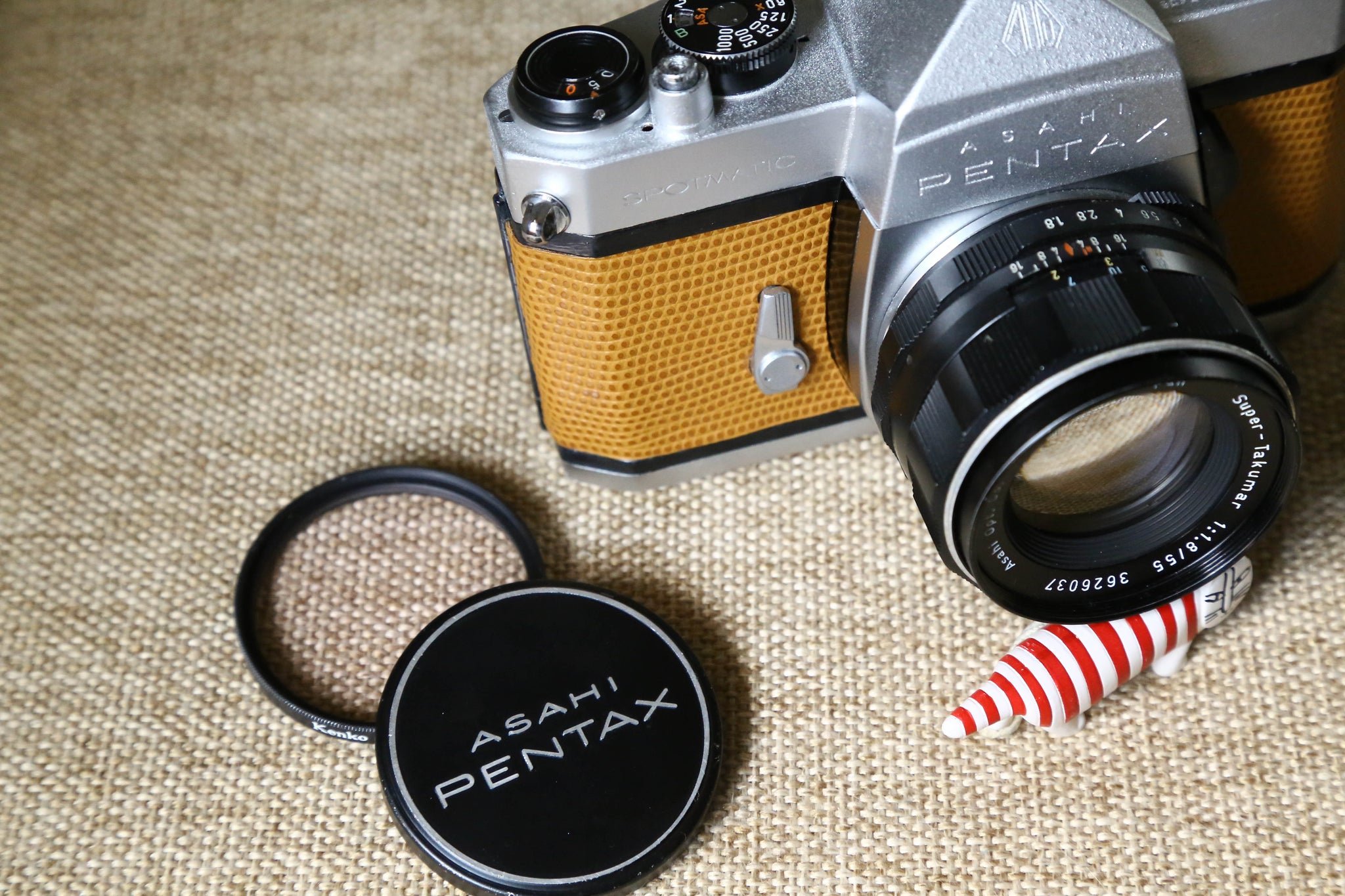 PENTAX SP 塗装＆リザード革🍊【完動品】 – Ein Camera