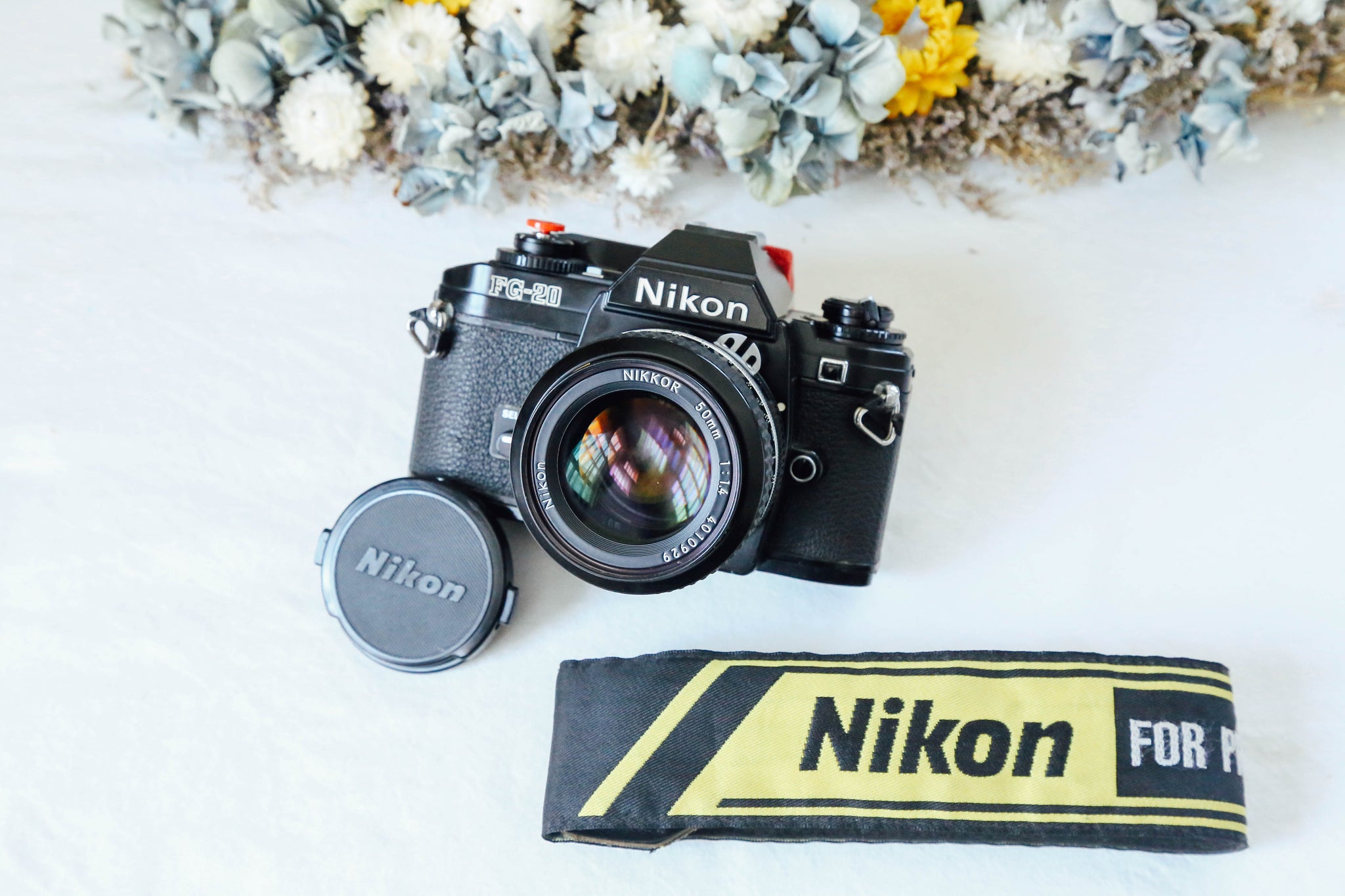 カメラ女子に❤️EM❤️Ai-S:28-85mm付き❤️ニコン MFフィルムカメラ Yahoo!オークション - 希少 Nikon EM Ai-s NIKKOR 85mm F2