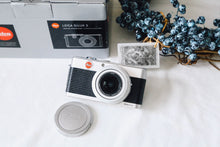 Load image into Gallery viewer, Leica D-LUX3【完動品/希少✨】美品｜革張りカスタム仕様｜CCDセンサー搭載オールドコンデジ
