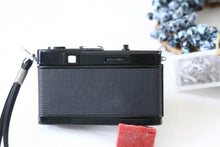 画像をギャラリービューアに読み込む, OLYMPUS TRIP 35《レアなブラックボディ🐦‍⬛》初心者さんにも使いやすいカメラ🔰【完動品】
