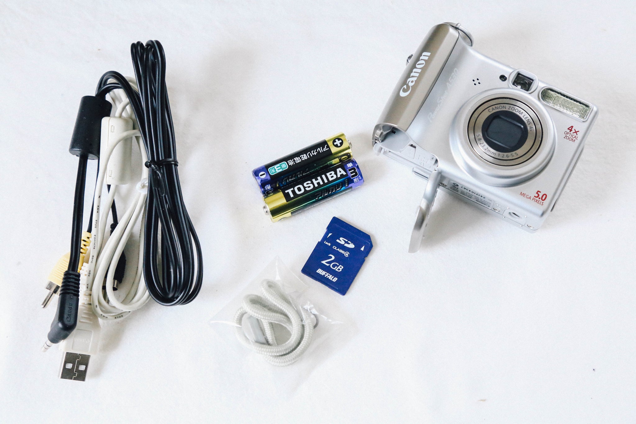 📸 Canon PowerShot A530｜レトロかわいいシルバーボディ✨単三