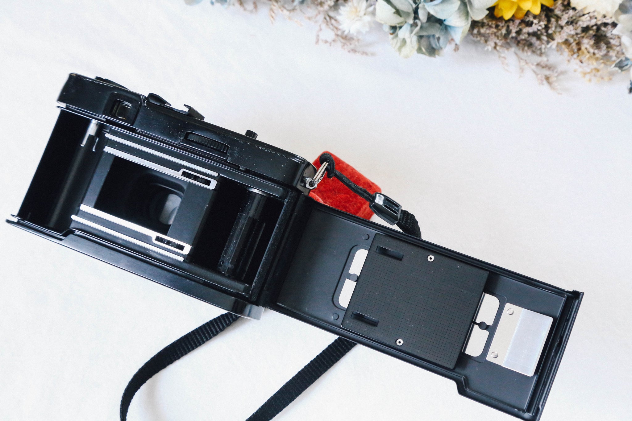 ☆希少なブラック☆OLYMPUS TRIP35　⑬ Olympus Trip 35 Point & Shoot Film Camera Black with