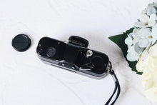 Load image into Gallery viewer, PENTAX AUTO110【完動品】【美品】110フィルム使用するフィルムカメラ
