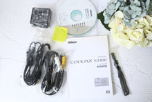 Load image into Gallery viewer, Nikon Coolpix S3300【完動品】▪️オールドコンデジ▪️デジタルカメラ
