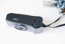 Load image into Gallery viewer, Minolta Panorama Zoom 105【完動品/美品✨】全自動フィルムカメラ🎞️
