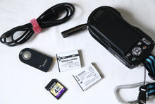 画像をギャラリービューアに読み込む, PENTAX WG-3 ホワイト🤍【完動品/美品✨】防水14m📸タフネスコンデジ💡F2.0明るいレンズ
