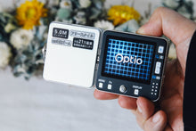 Load image into Gallery viewer, 希少❗️PENTAX OPTIO X 📷❗️画面が動く！近未来的なデザイン✨極上美品・CCD搭載・完動品【オールドデジカメ】
