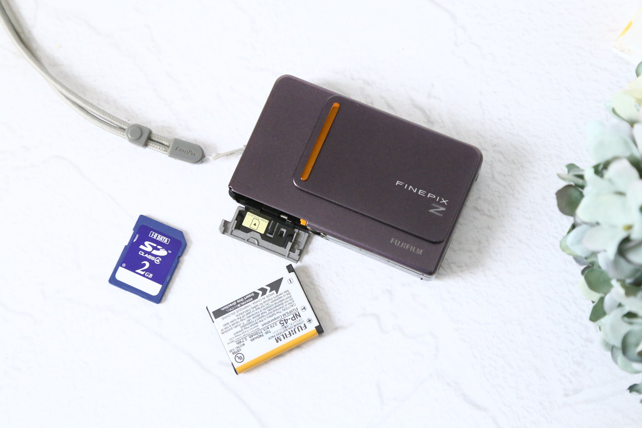 送料無料 百貨店 FUJIFILM FINEPIX Z300【完動品】【希少❗️】▪️オールド デジタルカメラ