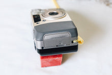 Load image into Gallery viewer, 📸 Pentax ESPIO 115M｜初心者さん安心の全自動フィルムカメラ✨
