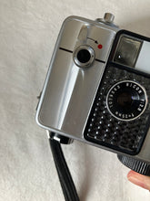 Load image into Gallery viewer, RICOH AUTOHALF SE シルバー【完動品】ハーフカメラ
