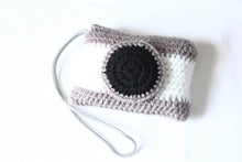 Load image into Gallery viewer, PENTAX Optio E40【完動品】単三電池&amp;SDカード対応🔋海外で人気のエモい写りのオールドコンデジ🕺✨
