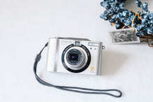 画像をギャラリービューアに読み込む, Panasonic Lumix DMC-LC20【完動品/希少✨】ライカレンズ搭載コンデジ
