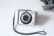 画像をギャラリービューアに読み込む, Panasonic Lumix DMC-LC20【完動品/希少✨】ライカレンズ搭載コンデジ
