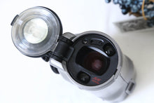 Load image into Gallery viewer, Canon Autoboy JET【実写済/希少✨】2ファインダー📸全自動フィルム🎞️菅田将暉さん愛用モデル
