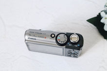 Load image into Gallery viewer, Canon Power Shot A2000IS【完動品】▪️オールドコンデジ▪️デジタルカメラ
