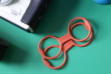 Load image into Gallery viewer, Konica 現場監督 幻のホワイト🤍【完動品/かなり希少✨】全自動フィルムカメラ
