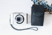 画像をギャラリービューアに読み込む, Panasonic Lumix DMC-LC20【完動品/希少✨】ライカレンズ搭載コンデジ
