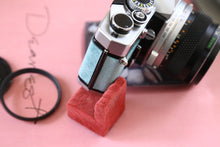Load image into Gallery viewer, お客様オーダー｜OLYMPUS OM-1 &amp; 50mm F1.4 水色の世界🛁🌐【完動品】
