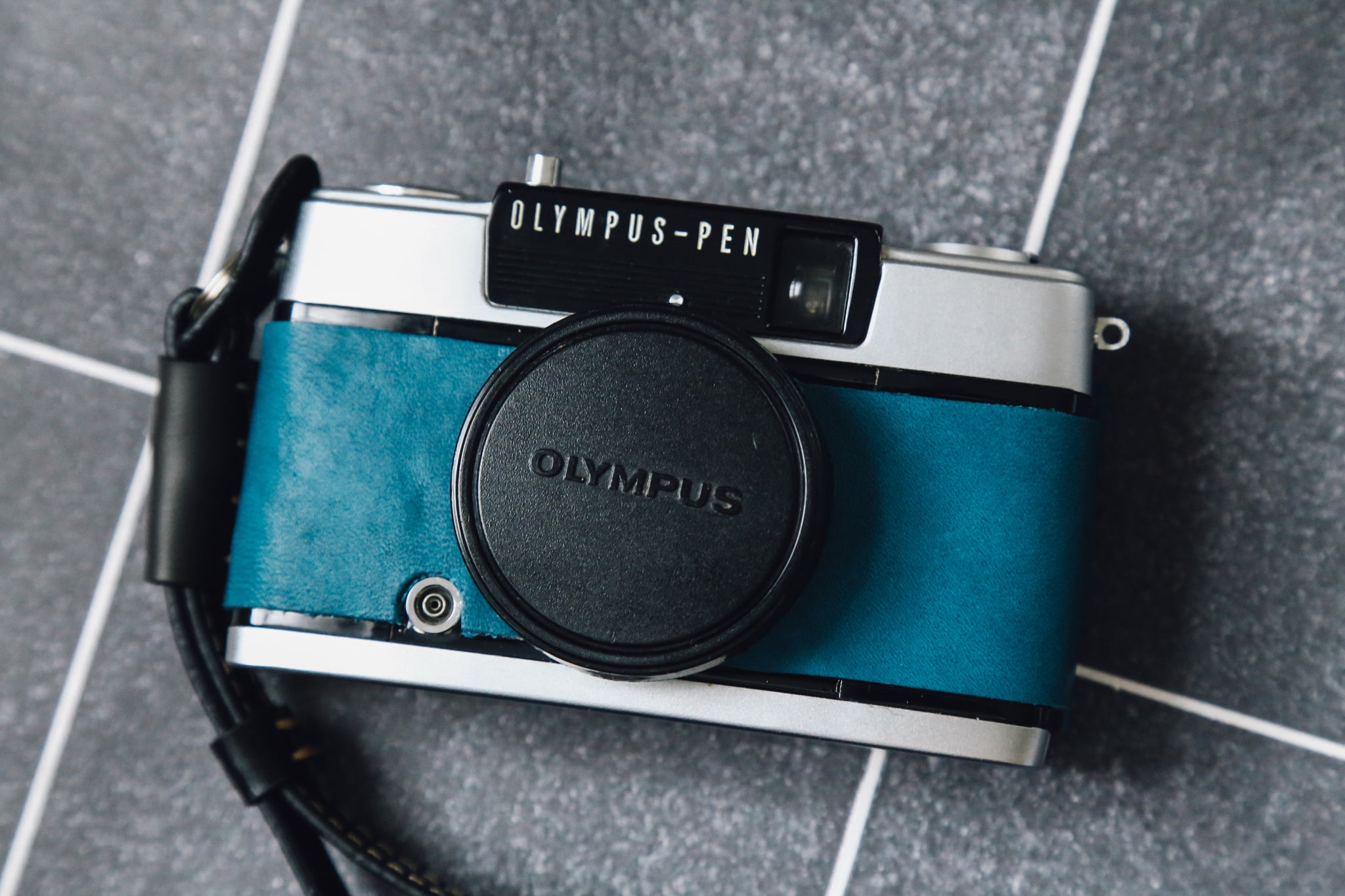 OLYMPUS PEN EE-3 深海🐟【完動品】 – Ein Camera