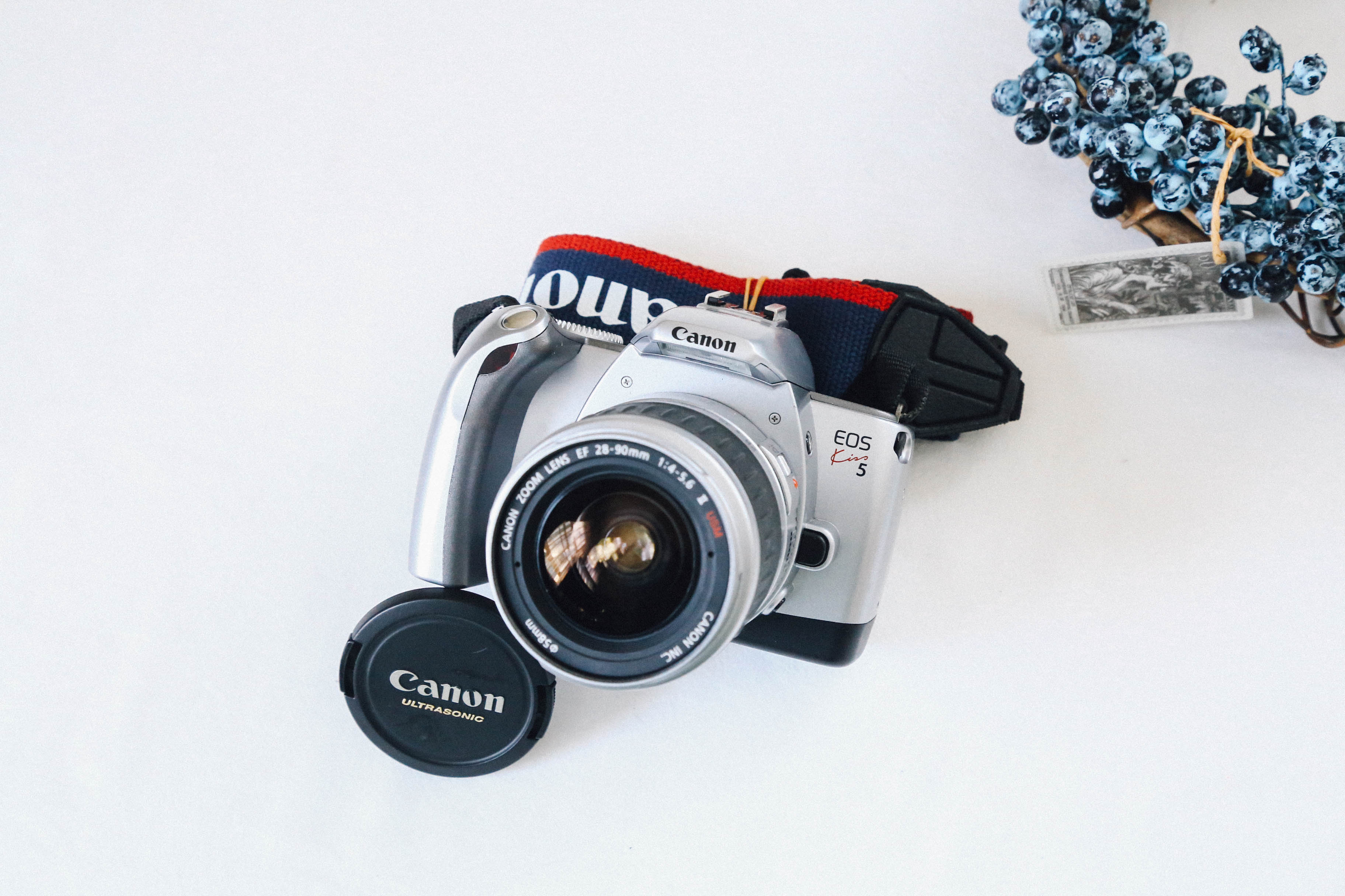 Canon EOS Kiss 5 本格一眼デビューにもぴったり！【完動品】全自動の