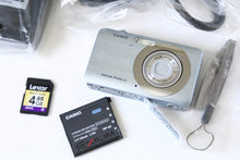 画像をギャラリービューアに読み込む, CASIO EXILIM ZOOM EX-Z80 シルバー【完動品/ほぼ未使用✨】▪️CCDオールドコンデジ▪️重さ100g
