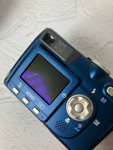 画像をギャラリービューアに読み込む, Nikon Coolpix5200【完動品】▪️オールドコンデジ▪️デジタルカメラ
