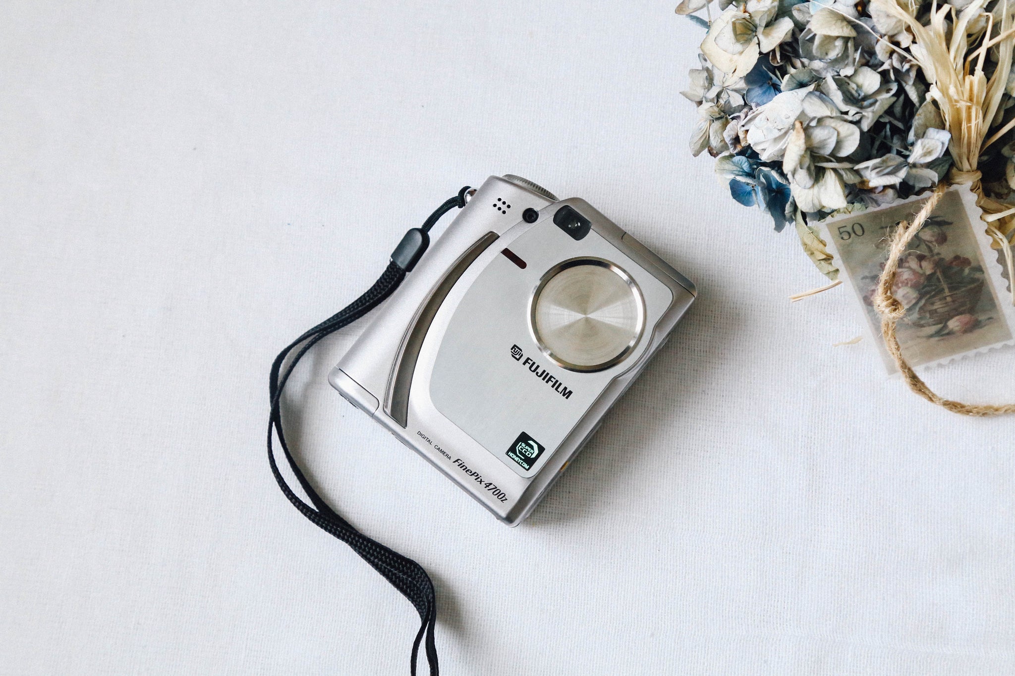 販売正規FinePix 4700Z オールドデジカメ(オールドコンデジ) デジカメ デジタルカメラ