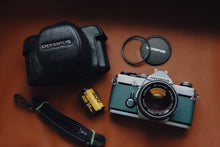 画像をギャラリービューアに読み込む, お客様革オーダー Green tourmaline🔹 OLYMPUS M-1 &amp; 50mm F1.4【完動品/希少✨】
