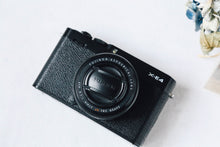 Load image into Gallery viewer, FUJIFILM X-E4 [In working condition] [Live action completed❗️] Condition ◎▪️ Mirrorless single-lens reflex camera ▪️ Digital camera 
