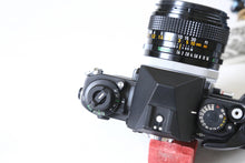 Load image into Gallery viewer, Canon New F-1 アイレベル &amp; FD 50mm F1.4 S.S.C.【完動品/超希少美品✨】▪️実写済み▪️Canon最高峰フィルム一眼

