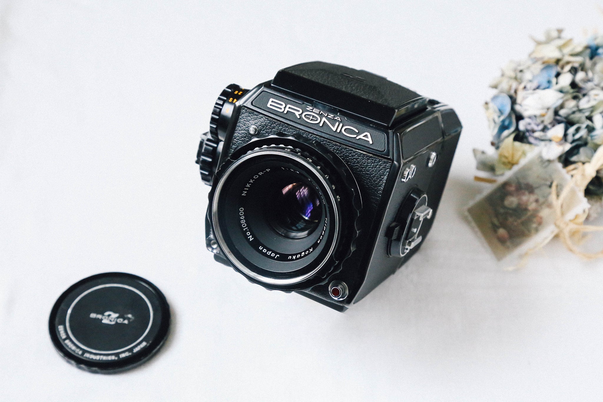 ZENZA BRONICA EC【完動品】中判カメラ – Ein Camera