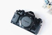 画像をギャラリービューアに読み込む, Canon A-1【完動品】【美品】初心者の方にもおすすめ
