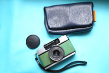 Load image into Gallery viewer, お客様オーダー OLYMPUS PEN EE-3 モスグリーン🌿【革張り替え施工例】オリジナルカスタム
