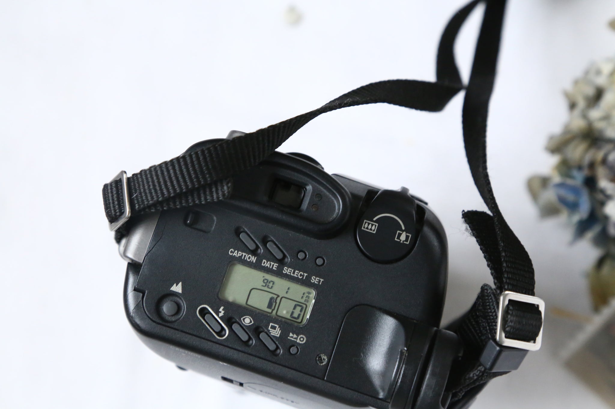 Canon Autoboy JET【完動品】【レア❗️】状態◎ 貴重な限定ケース付き❗️ – Ein Camera