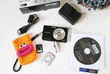 Load image into Gallery viewer, SONY DSC-W550 ブラック【完動品/美品✨】CCDオールドコンデジ
