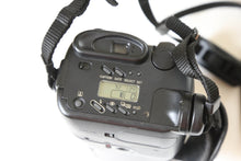 Load image into Gallery viewer, Canon Autoboy JET 希少ブラック【完動品/実写済み✨】2つのファインダー|菅田将暉さん愛用モデル
