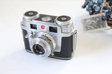 Load image into Gallery viewer, Kodak Signet35 希少❗️【完動品/美品✨】通称「ミッキーマウスカメラ」
