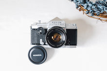 Load image into Gallery viewer, Konica AUTOREX【完動品✨】途中でハーフ切り替え可能❗️フィルム一眼レフカメラ
