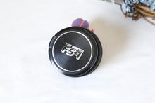 Load image into Gallery viewer, KONICA HEXANON AR 40mm F1.8 オールドレンズ【完動品✨】希少な明るいパンケーキレンズ
