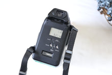 Load image into Gallery viewer, Kyocera SAMURAI X3.0 グリーン⛳️【完動品/美品✨】▪️全自動ハーフカメラ▪️
