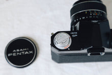 画像をギャラリービューアに読み込む, PENTAX SP(BK)【希少❗️】【完動品】再塗装済み❗️50mmF1.4 明るいタクマーレンズ付き❗️
