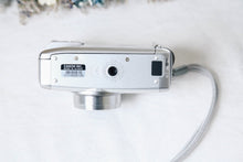 Load image into Gallery viewer, Canon Autoboy N150【完動品】状態⭕️フルオートのコンパクトフィルムカメラ
