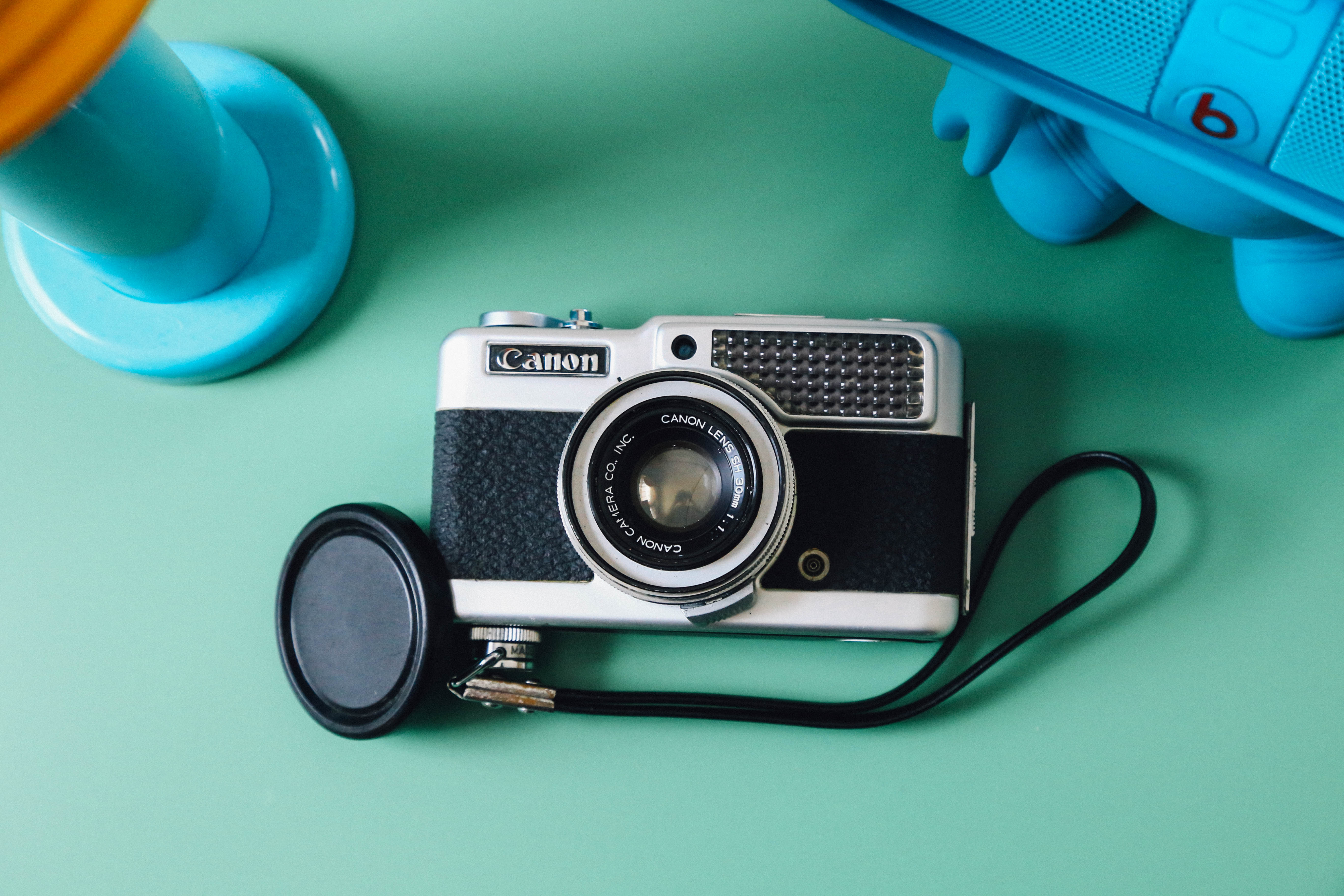 希少　大人気　キャノンハーフカメラ　CANON Demi レトロ　動作品　ブルー Canon Demi S（キャノン デミS）完動品📷軽量ハーフカメラで