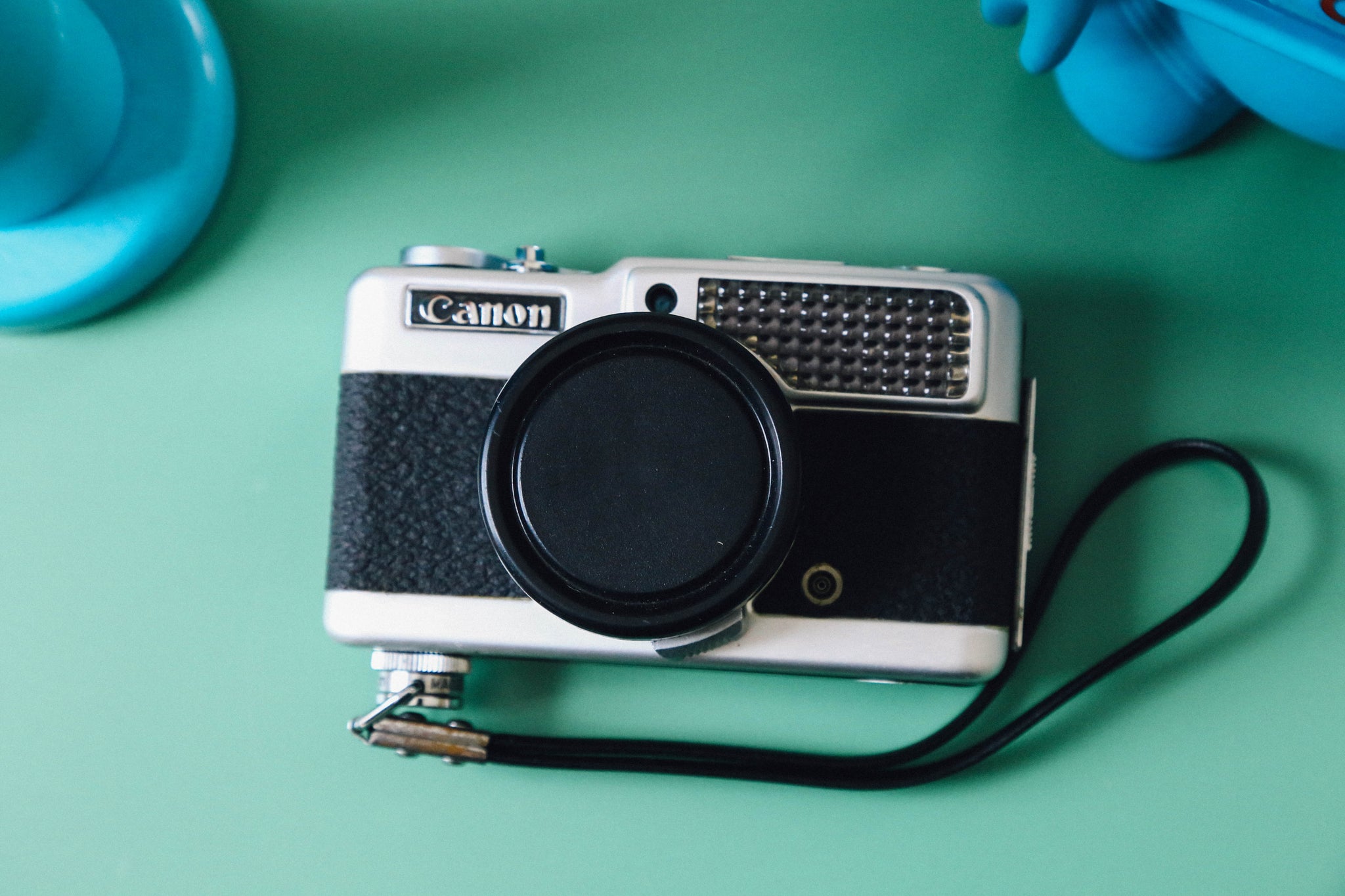 整備済 キヤノン デミ Canon Demi S ハーフフィルムカメラ Canon Demi S（キャノン デミS）完動品📷軽量ハーフカメラで