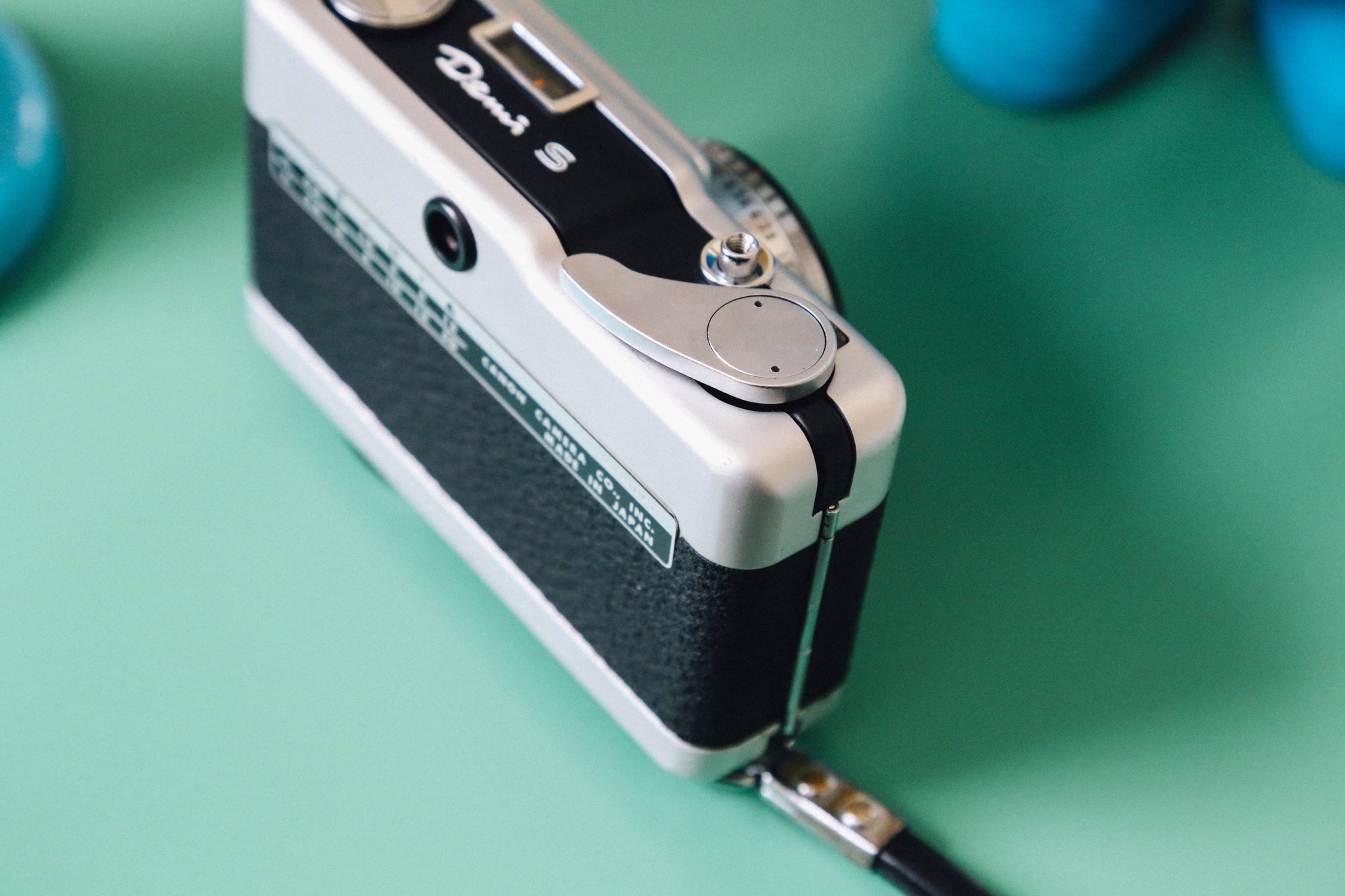 Canon Demi S（キャノン デミS）完動品📷軽量ハーフカメラで